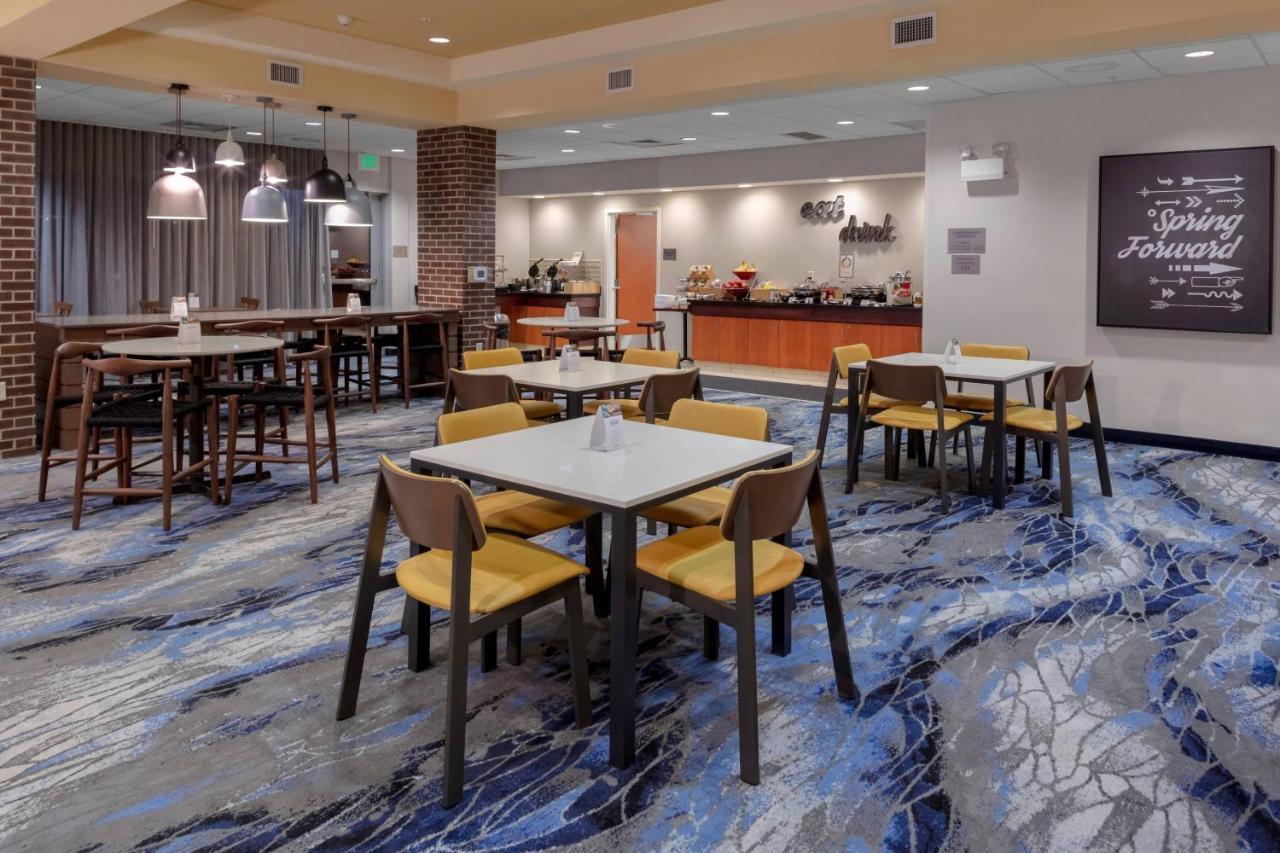 Fairfield Inn & Suites By Marriott Wichita Downtown Экстерьер фото