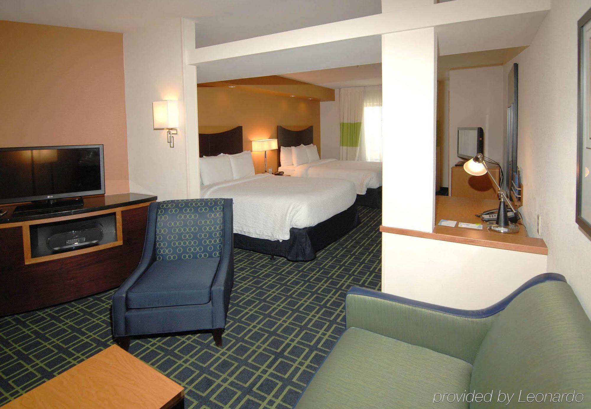 Fairfield Inn & Suites By Marriott Wichita Downtown Экстерьер фото